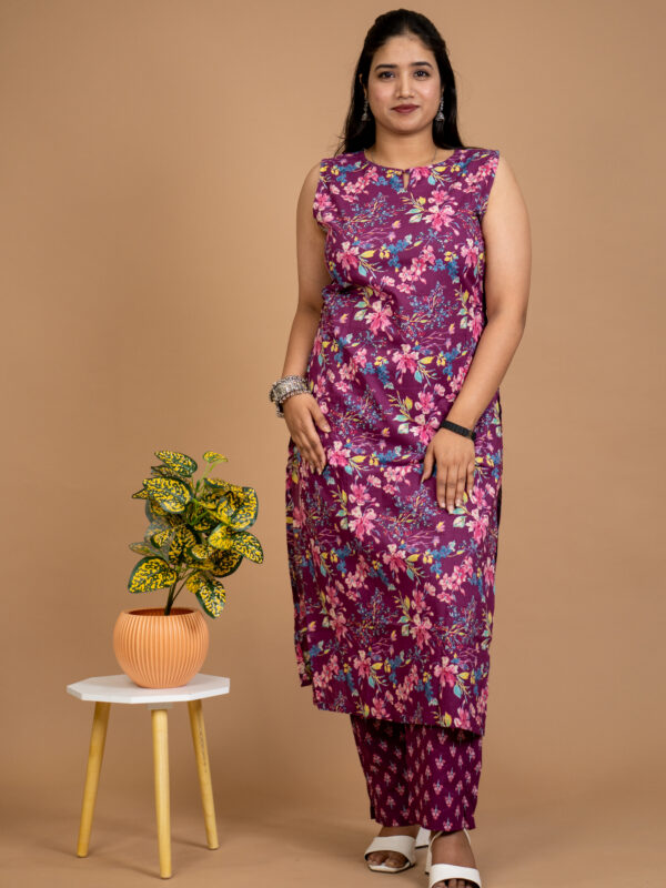 Floral Sleeveless Kurta Set – Maroon & Pink