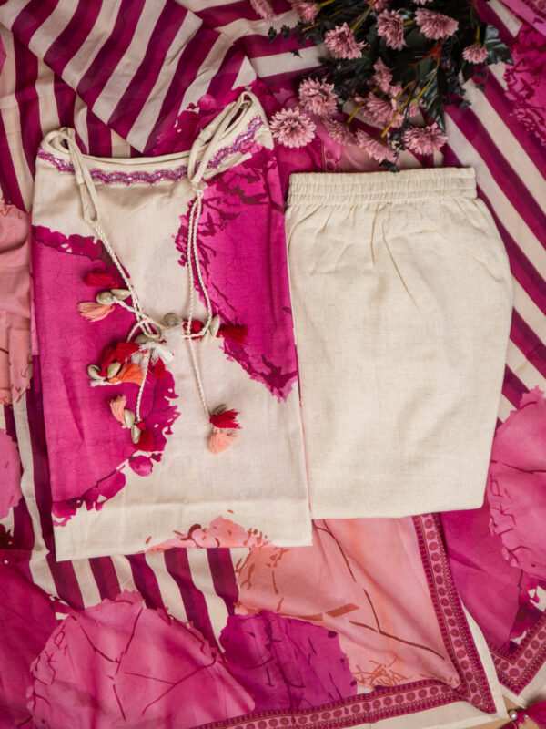 Elegant Pink Shell Tassel Spaghetti Suit Set - Image 5