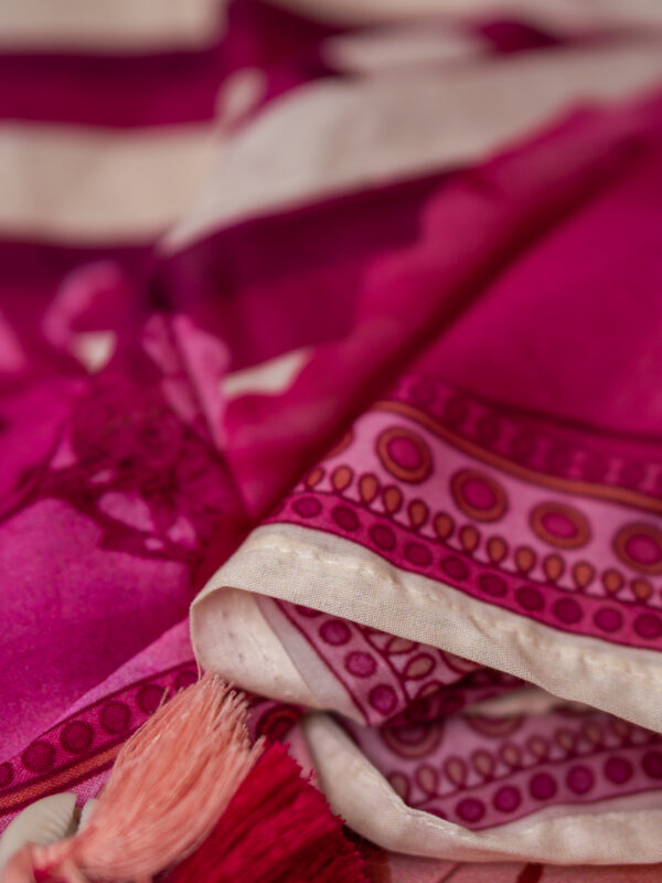 Elegant Pink Shell Tassel Spaghetti Suit Set - Image 6