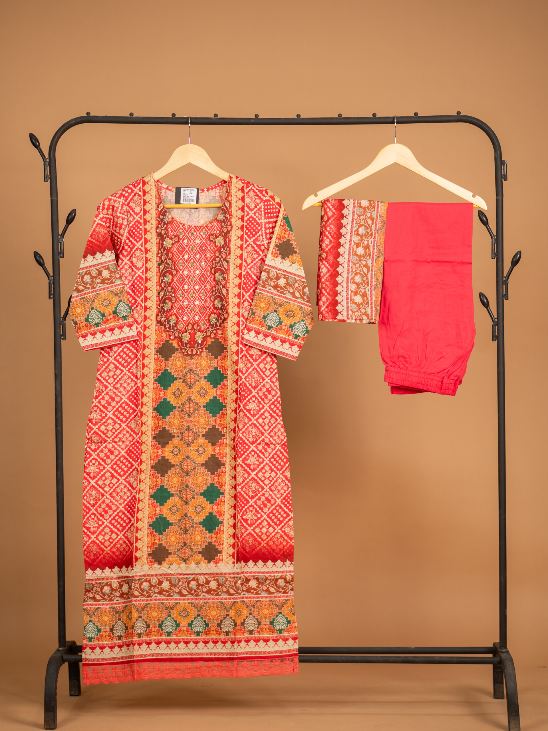 Red Multi Motif Printed Kurta Set - Image 4