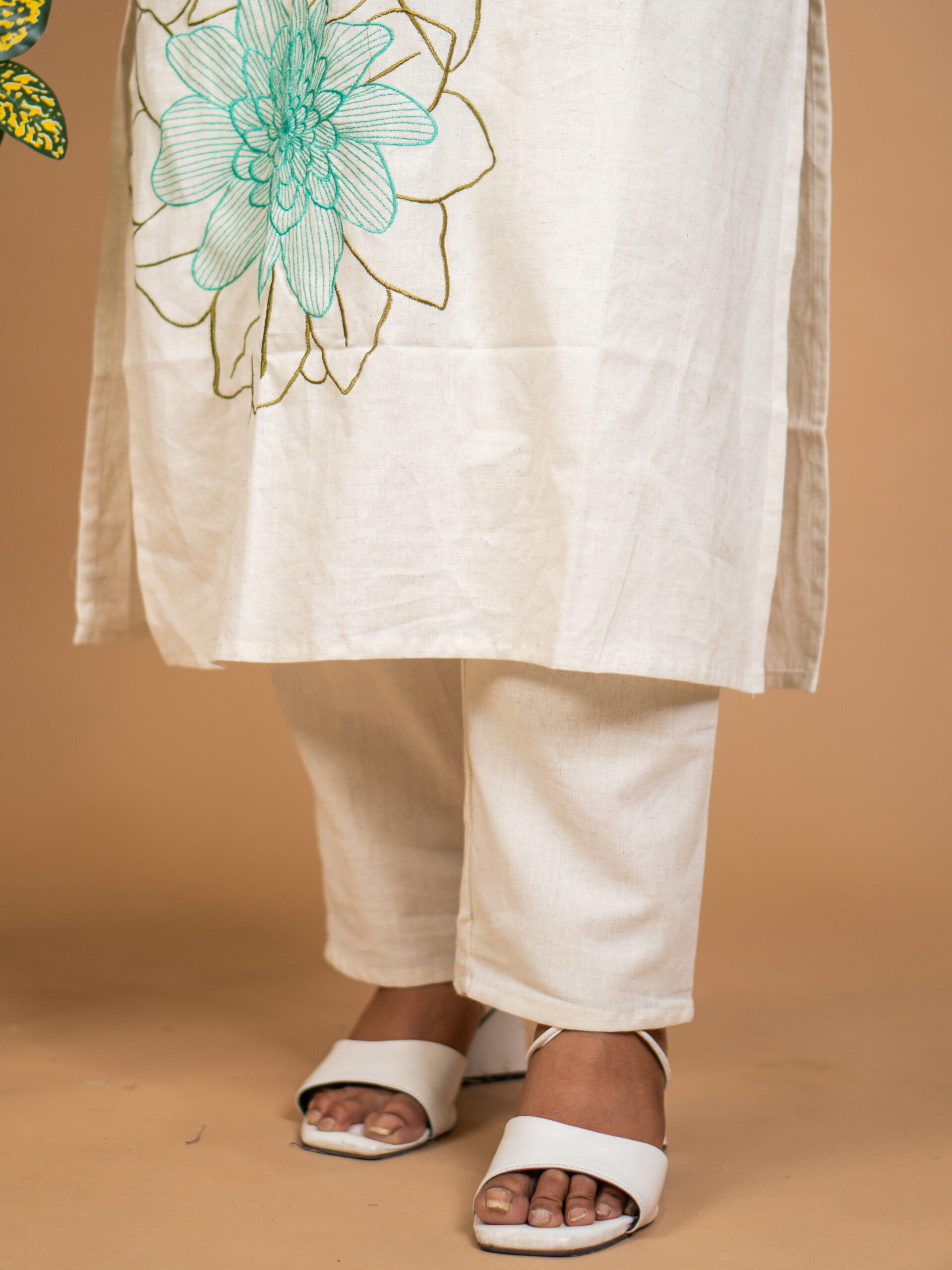 Women’s Kurta Set - Image 4