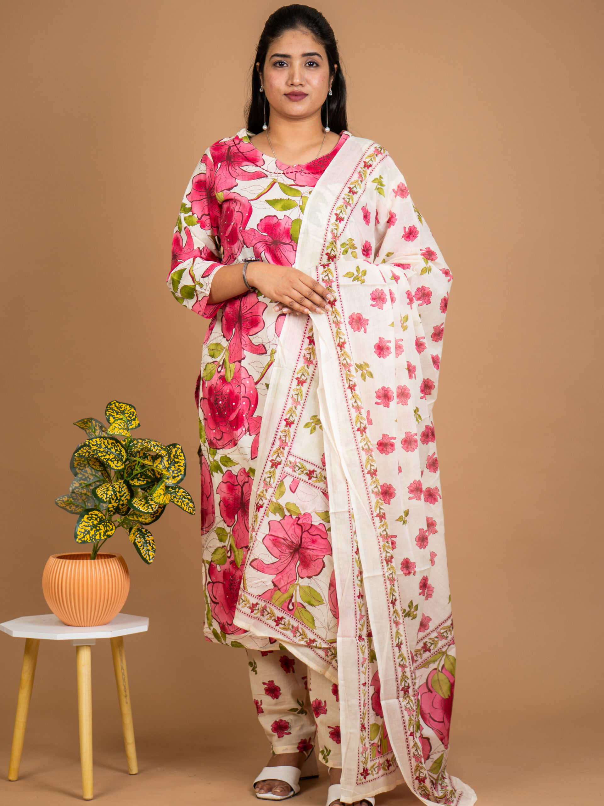 Pink Floral Print Kurta Set