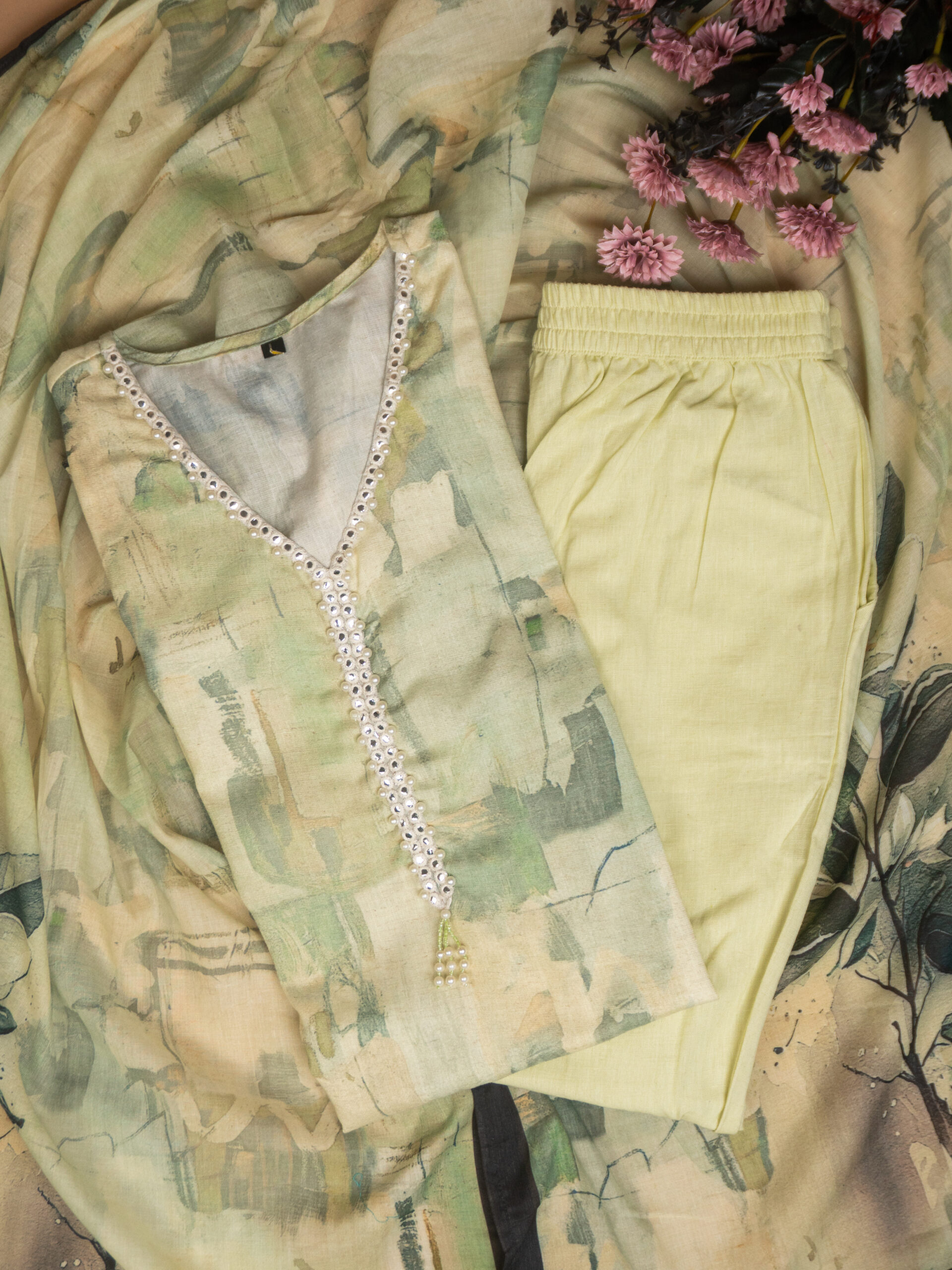 Pastel Green Abstract Print Kurta Set - Image 5