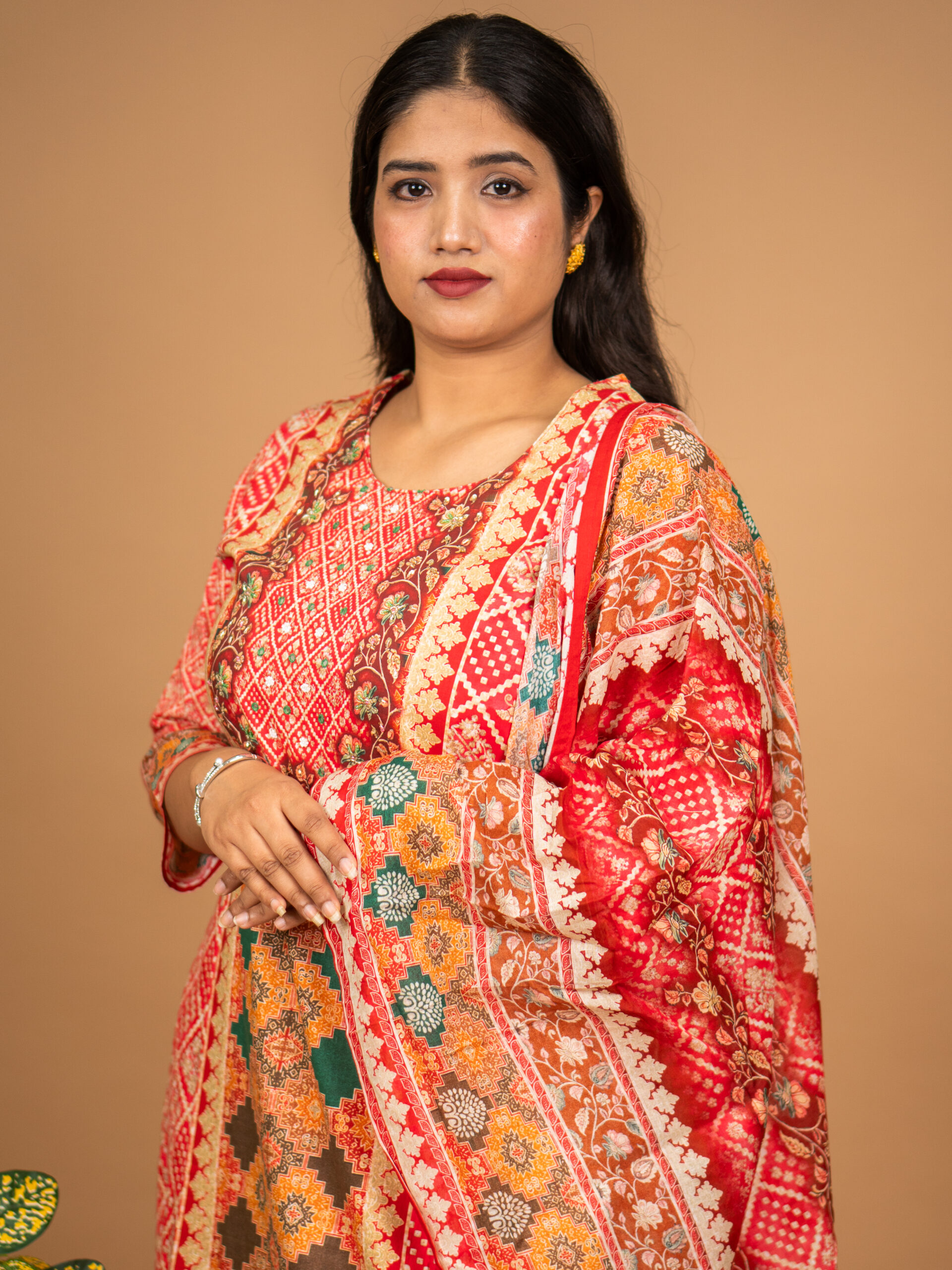 Red Multi Motif Printed Kurta Set - Image 2