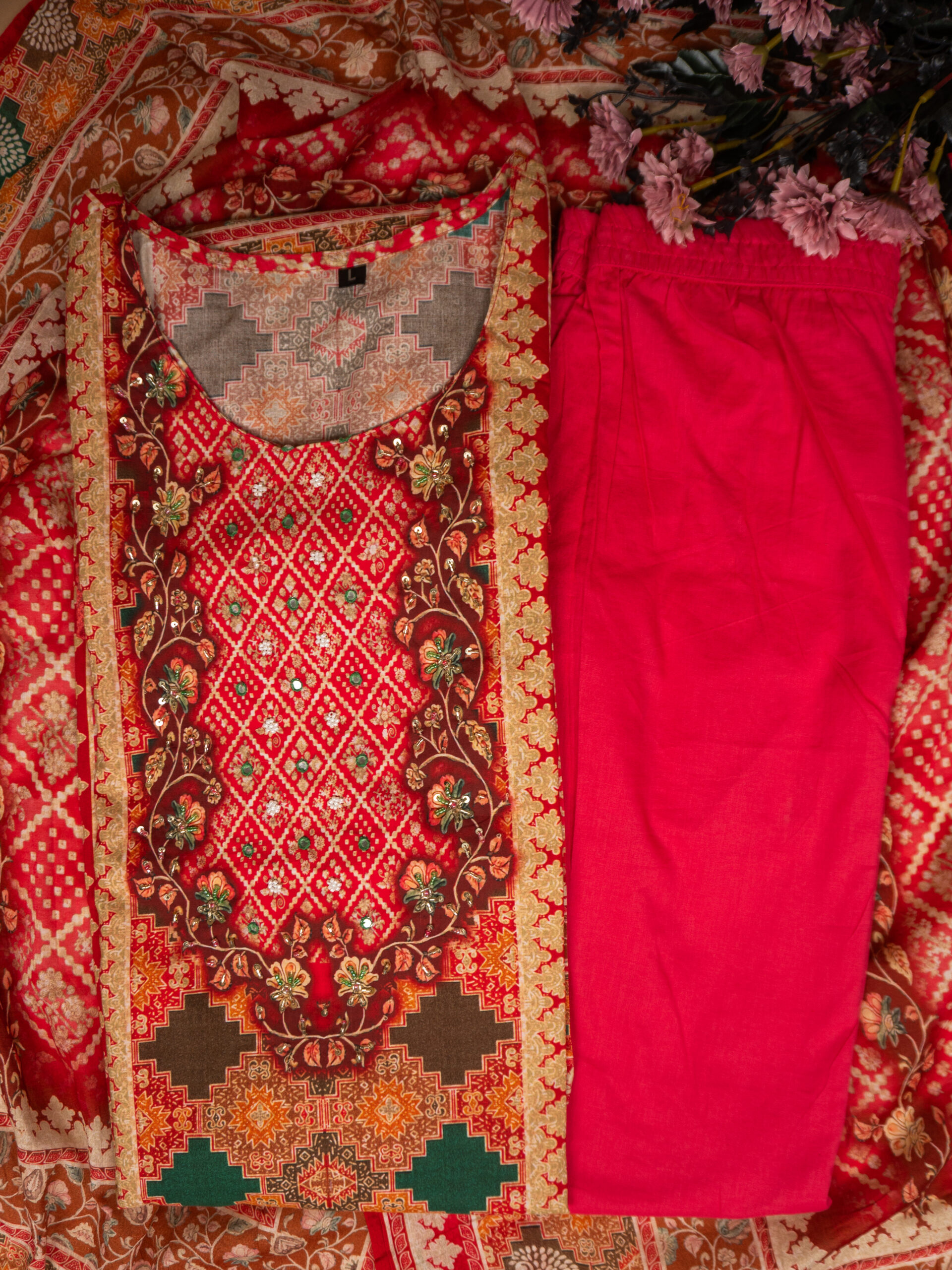 Red Multi Motif Printed Kurta Set - Image 6